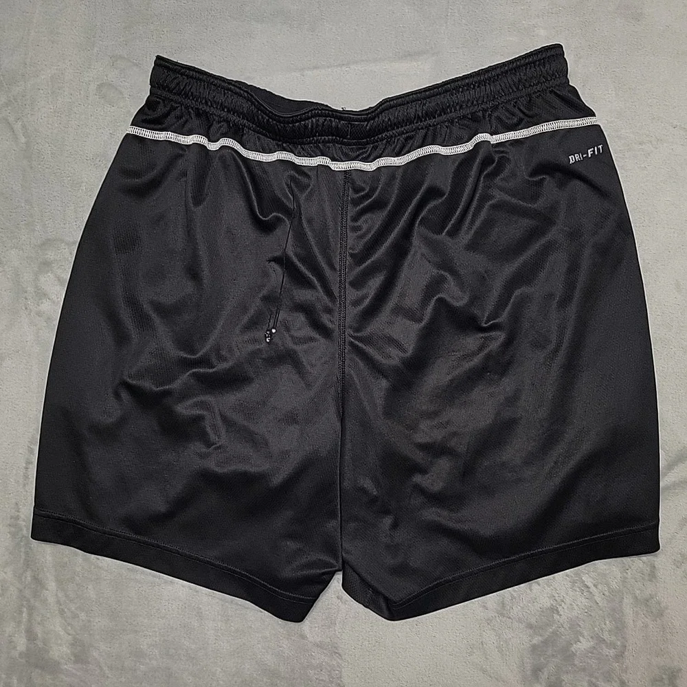 Nike Soccer Shorts Men XL Black Dri-Fit Athletic Gym Training Running Retro